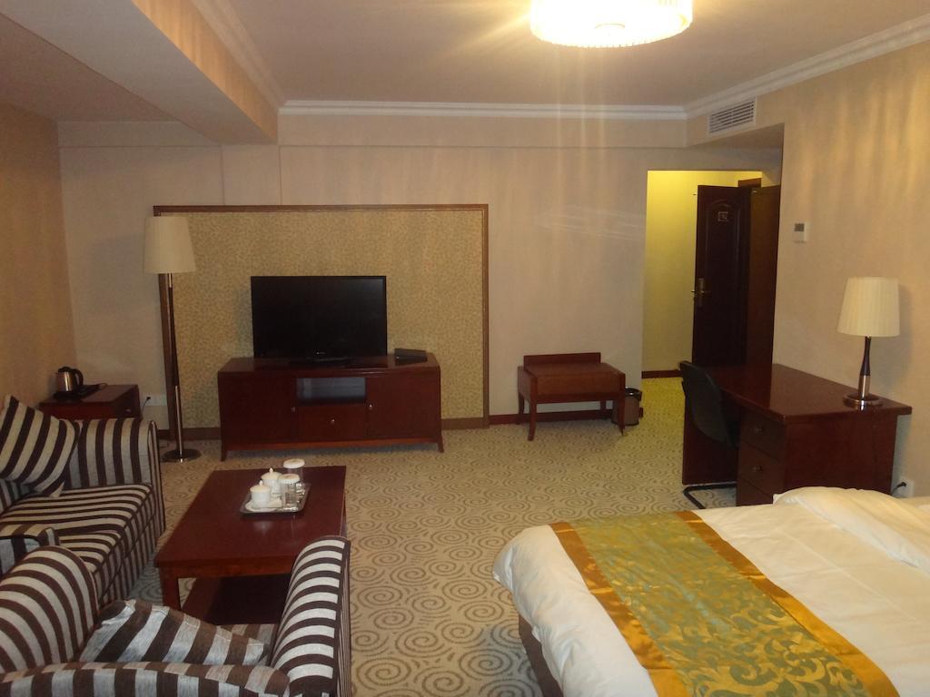 Platinum Hotel Ulaanbaatar Esterno foto
