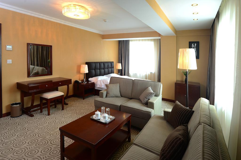 Platinum Hotel Ulaanbaatar Esterno foto