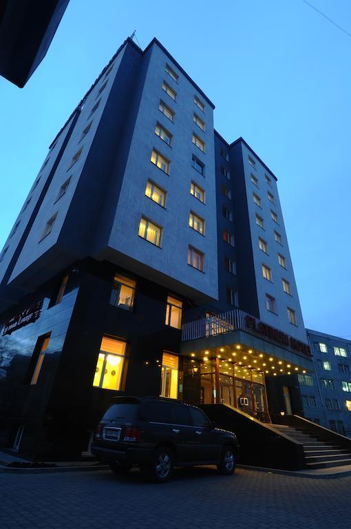 Platinum Hotel Ulaanbaatar Esterno foto